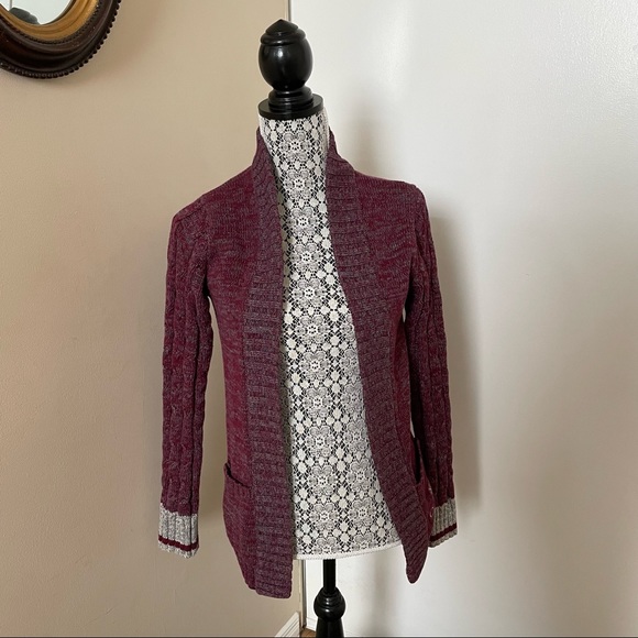 Queen's University Burgundy and Grey Thick Knit Cardigan - Picture 1 of 5